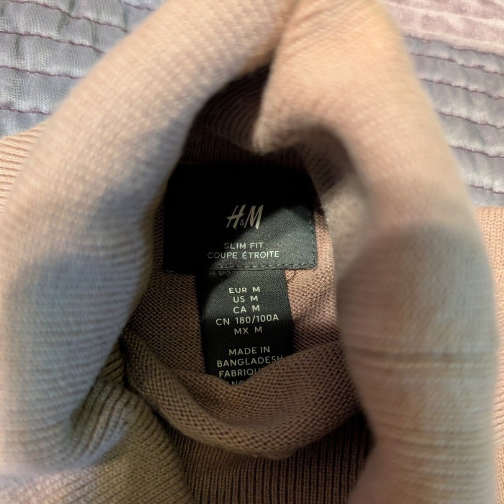 H&M Slim Fit Turtle Neck Mauve Sz M - Picture 2 of 2